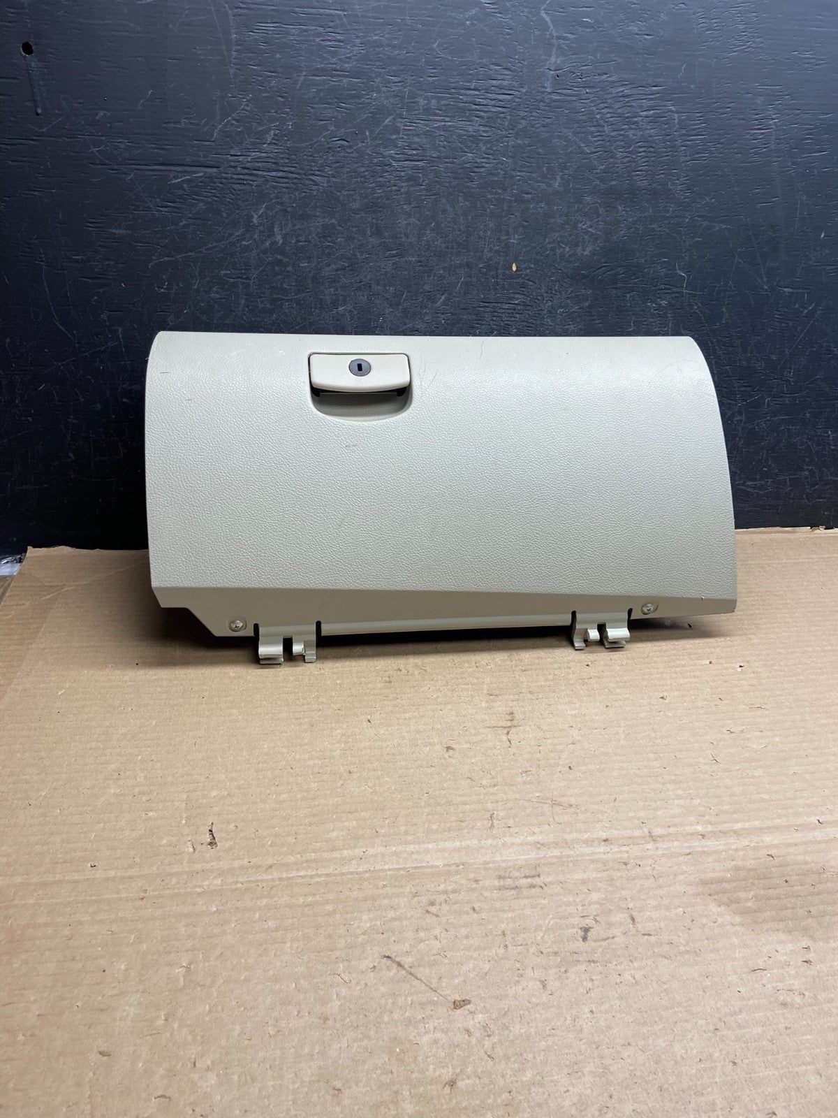 2010 - 2014 Subaru Outback Right Passenger Side Glove Box AH1594 DG0