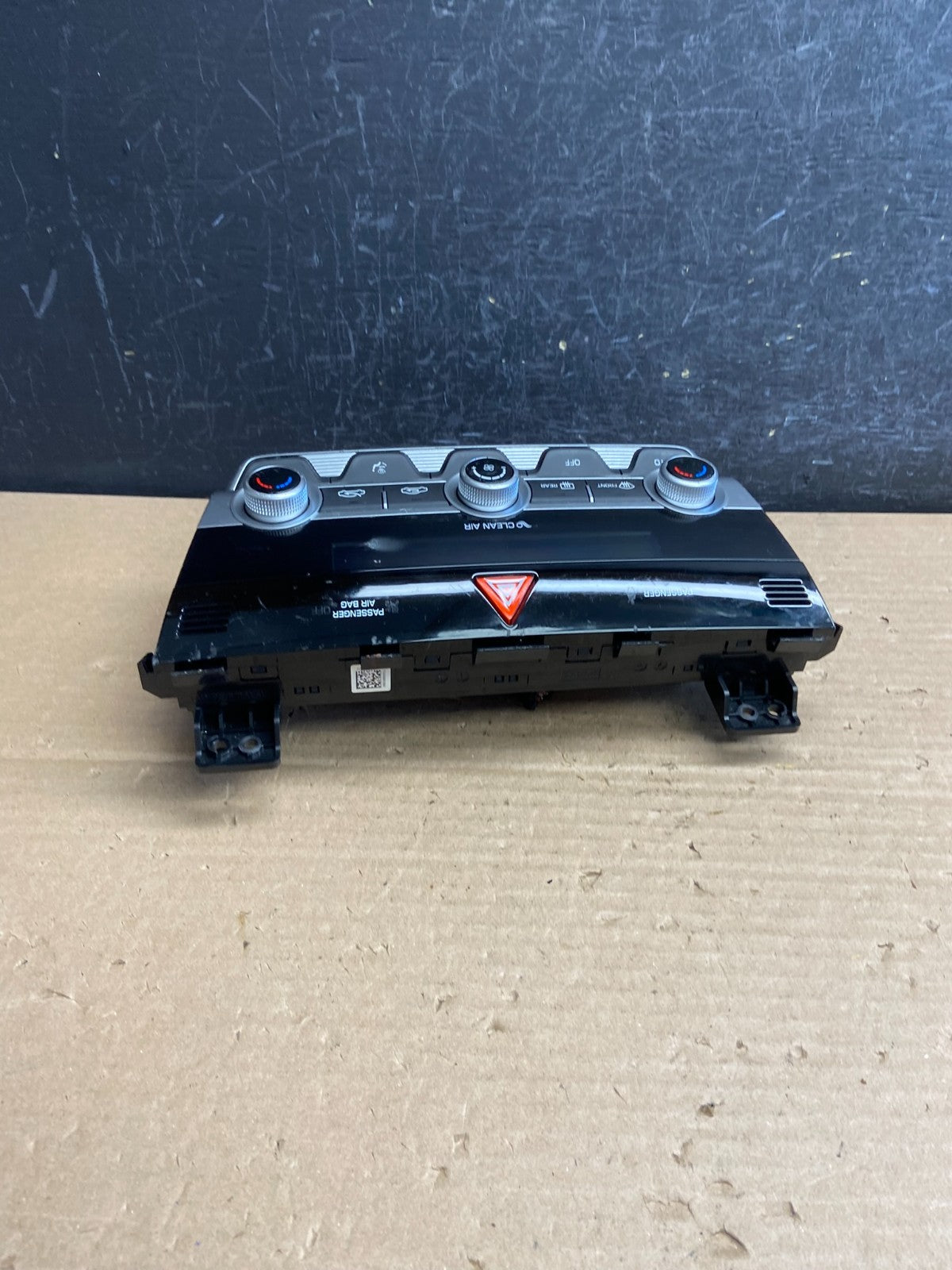 2018 2019 2020 Hyundai Elantra Center Heater A/C Climate Control Panel AG0376 DG2