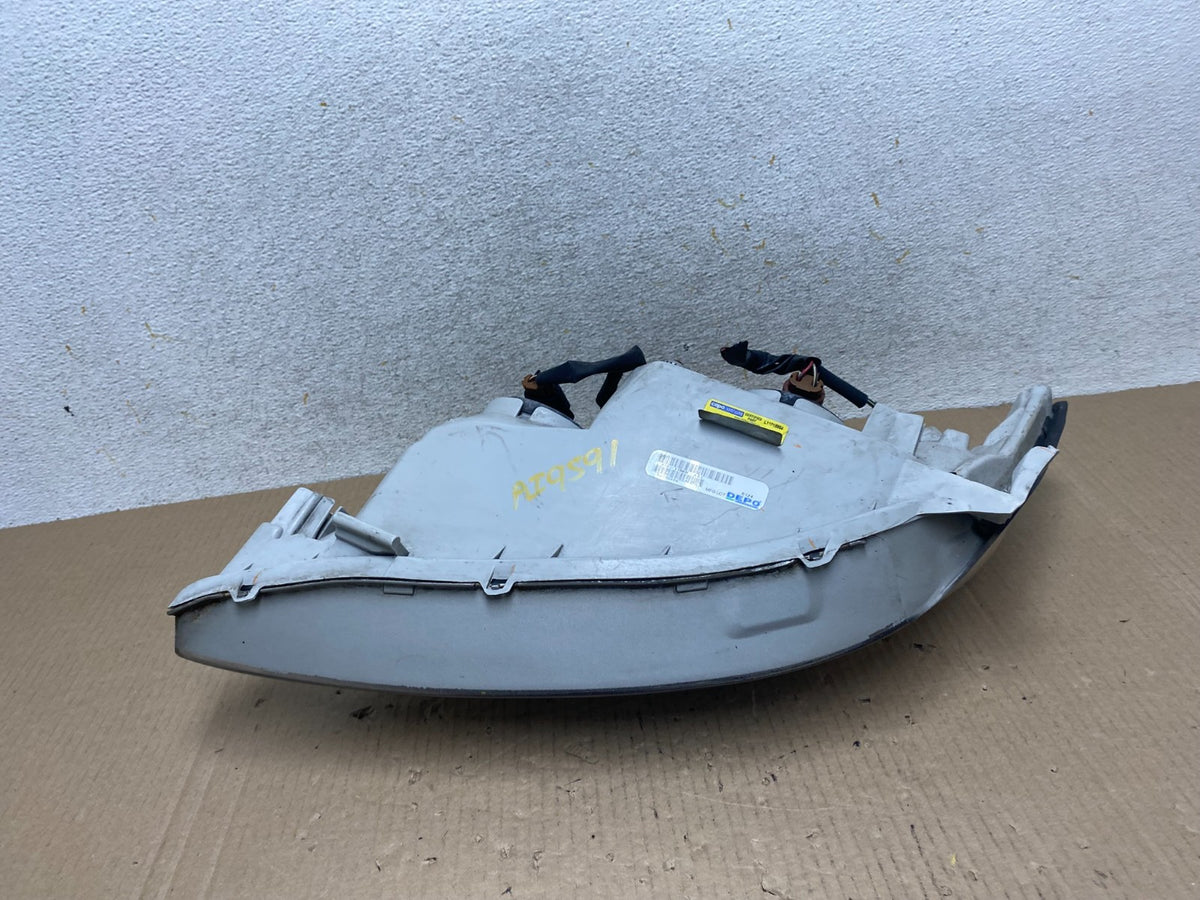 2002 to 2004 Toyota Camry Halogen Headlight Right Passenger Rh DEPO AI9591 LK7