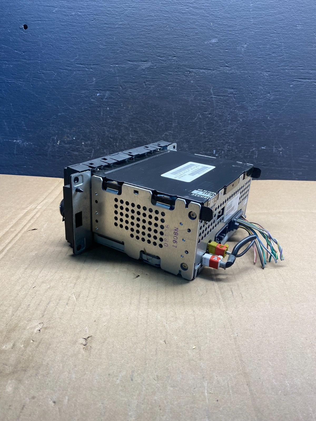 2007-2012 Chrysler Dodge Jeep Ram Radio CD MP3 AUX Receiver AD1677 DG1