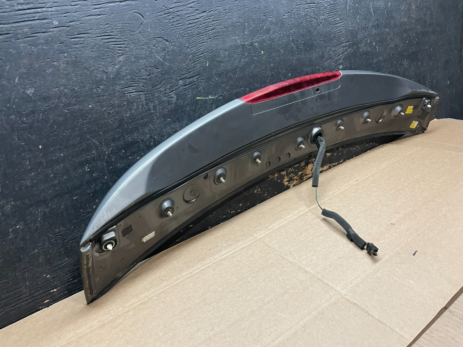 2012 to 2017 Hyundai Veloster Trunk L3rd Brake Light Spoiler Y9221 DG8