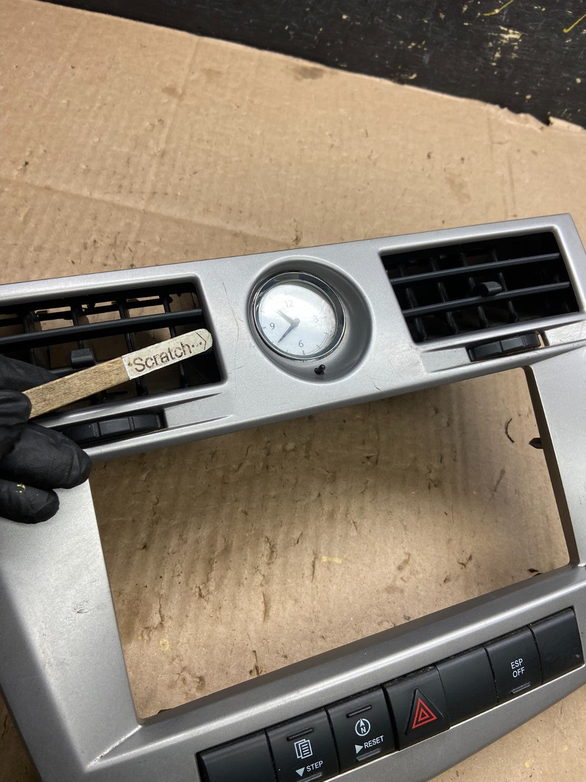2007 2010 Chrysler Sebring Center Dash Radio Clock Bezel Trim Panel Oem y5420 DG4