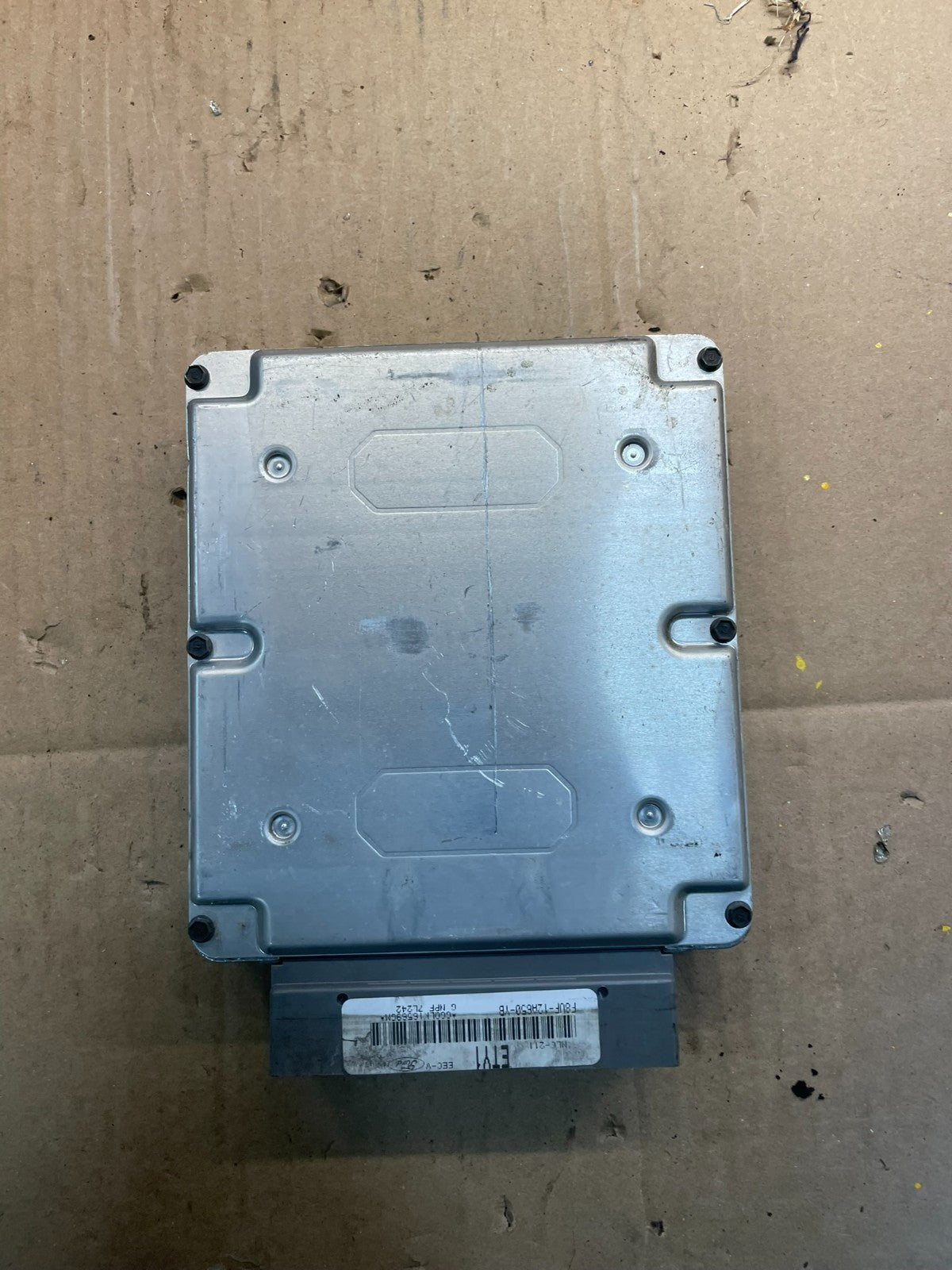 1998 1999 Ford E-Series 5.4L Engine Control ECU Computer F8UF-12A650-YB U2108 DG2