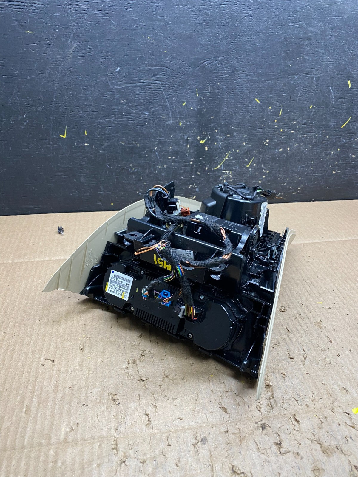 14 to 19 Mercedes CLA250 A/C Heater Climate Control Module A2469003916 V1451 PS5
