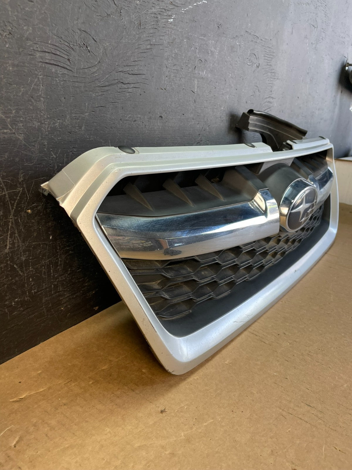 2012-2016 Subaru Impreza Front Upper Grill Grille Aftermarket AD0265 DG2