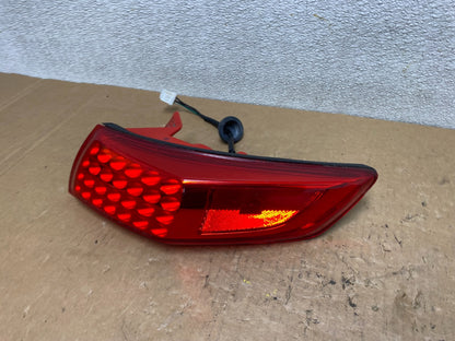 2003 to 2008 Infiniti FX35 FX45 Right Passenger RH Side Tail Light V5176 DW1