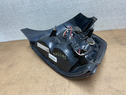 2003 - 2011 Ford Crown Victoria Left Driver Lh Side Tail Light Oem AA9651 LK8