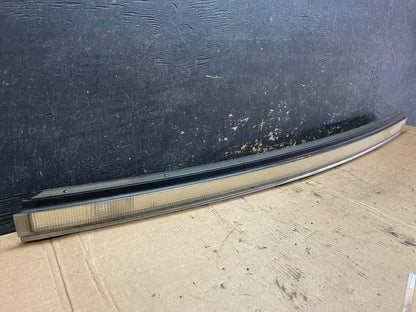 1991 - 1993 Oldsmobile 98 Ninety Eight Center Trunk Tail Light Z5835 DG2