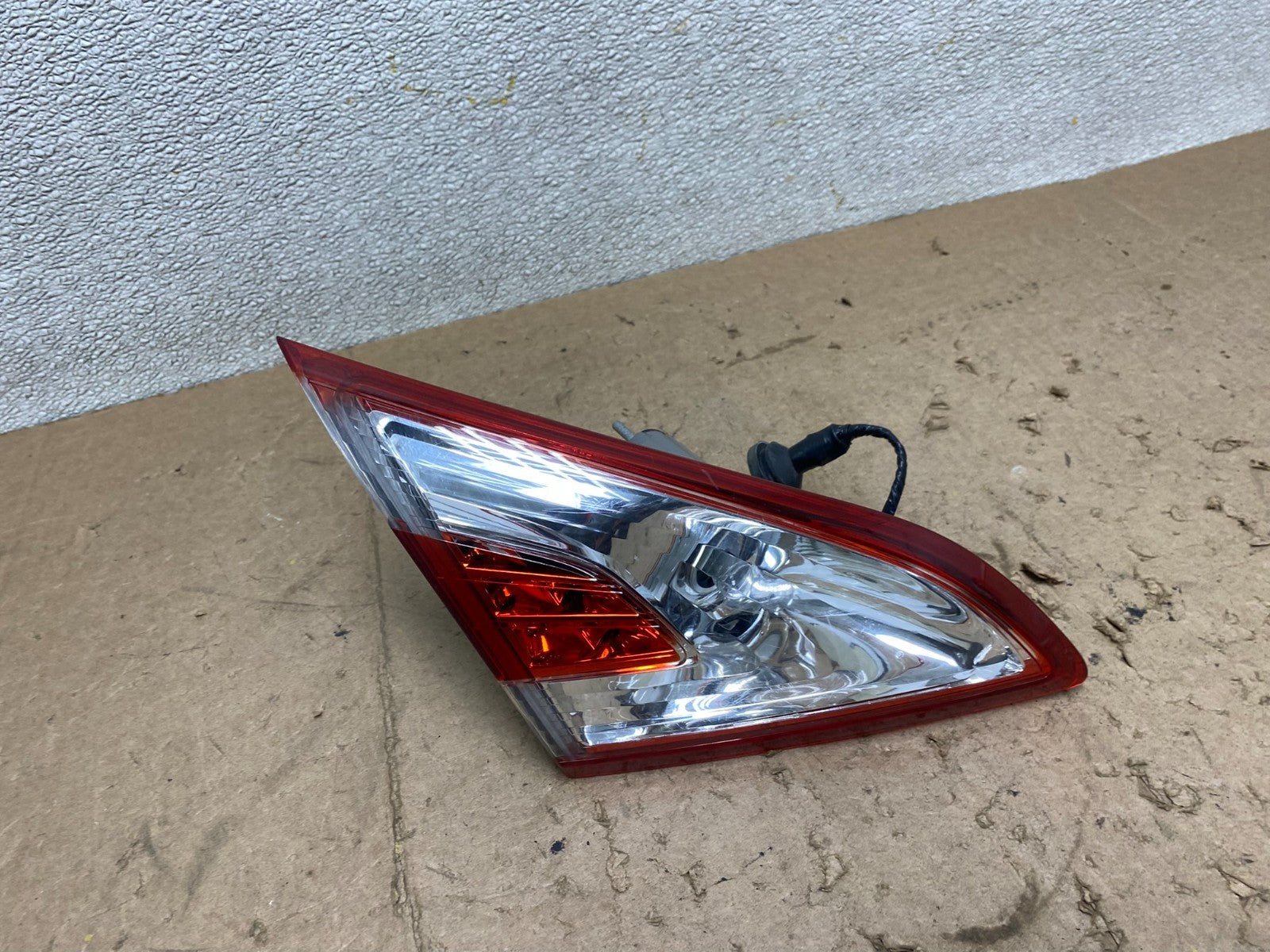 2011-2014 Nissan Murano Left Driver Lh Side Inner Tail Light Oem X2575 DW0