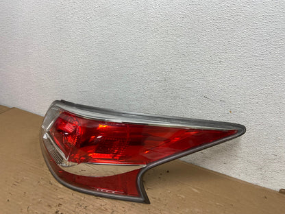2013 2014 2015 Nissan Altima Right Passenger RH Side Tail Light AD4308 LK1
