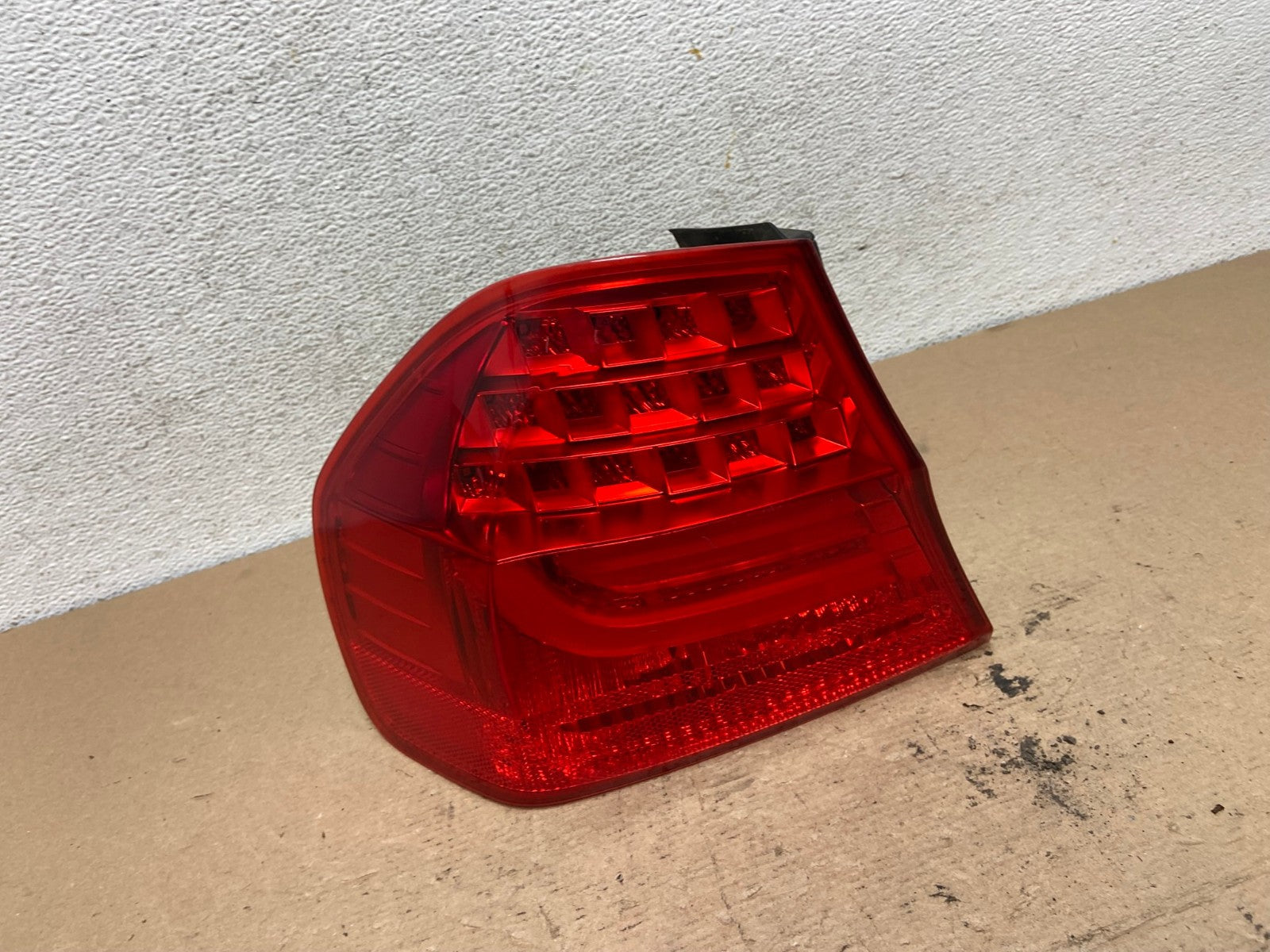 2009 2010 BMW 323i 325i 328i 335i 3 Series Left Driver Tail Light AF4855 LK0