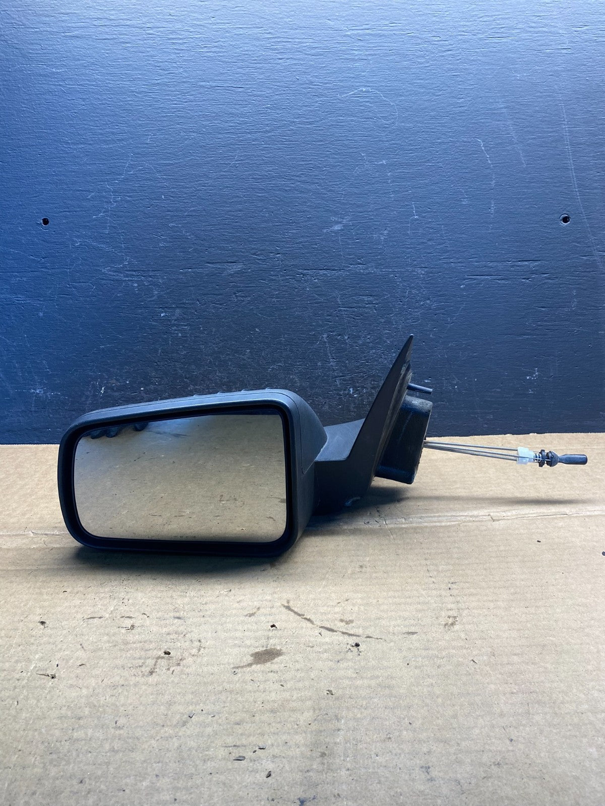 2008 to 2011 Ford Focus Left Driver View Door Mirror ad3373 DG7