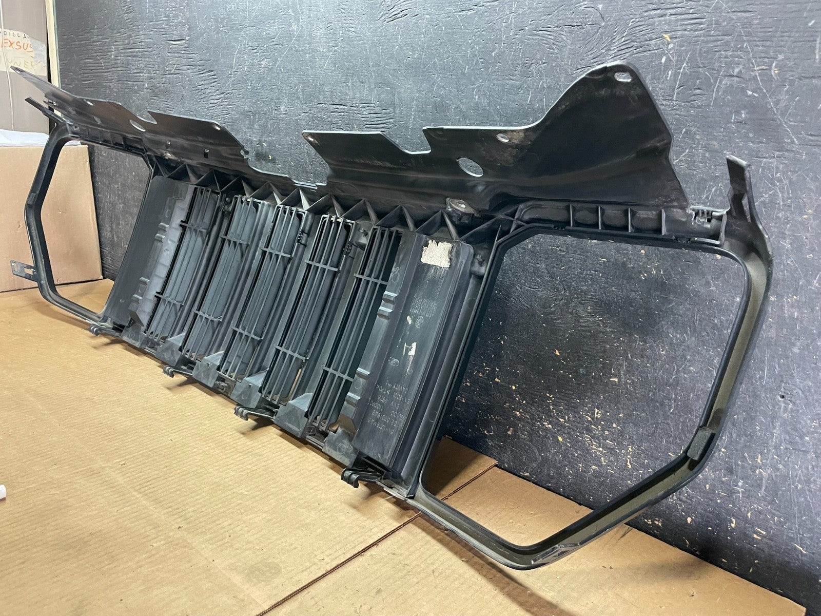 2008 2009 2010 2011 2012 Jeep Liberty Front Upper  Grill Grille OEM AA9065 DG7