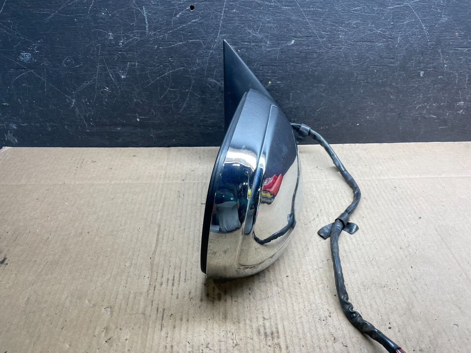 2003 - 2006 Chevrolet Silverado Suburban Right Turn Signal Door Mirror  P4496 DG1