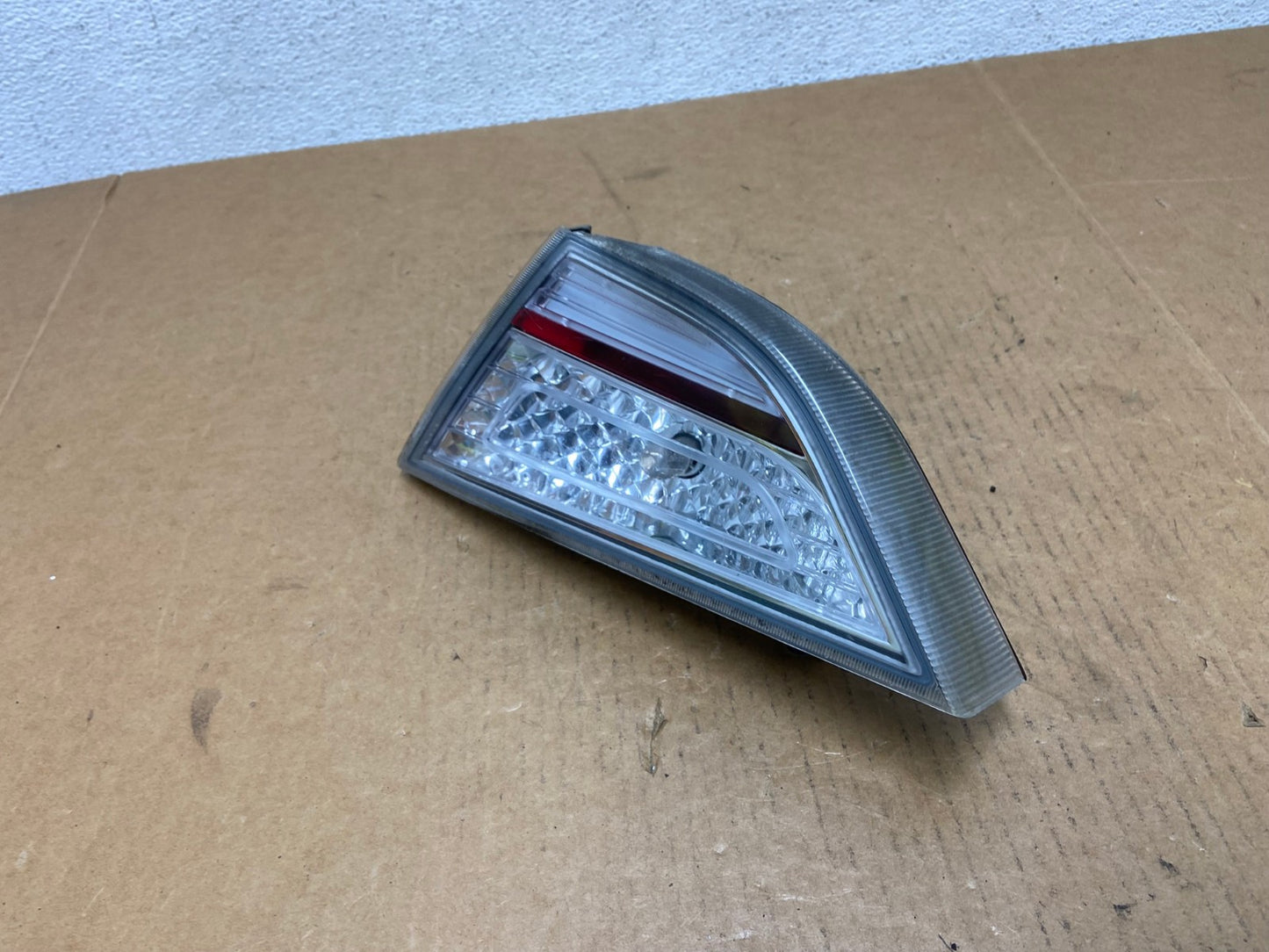 2011 - 2015 Hyundai Sonata Hybrid Right Passenger Inner Tail Light AD9140 LK1