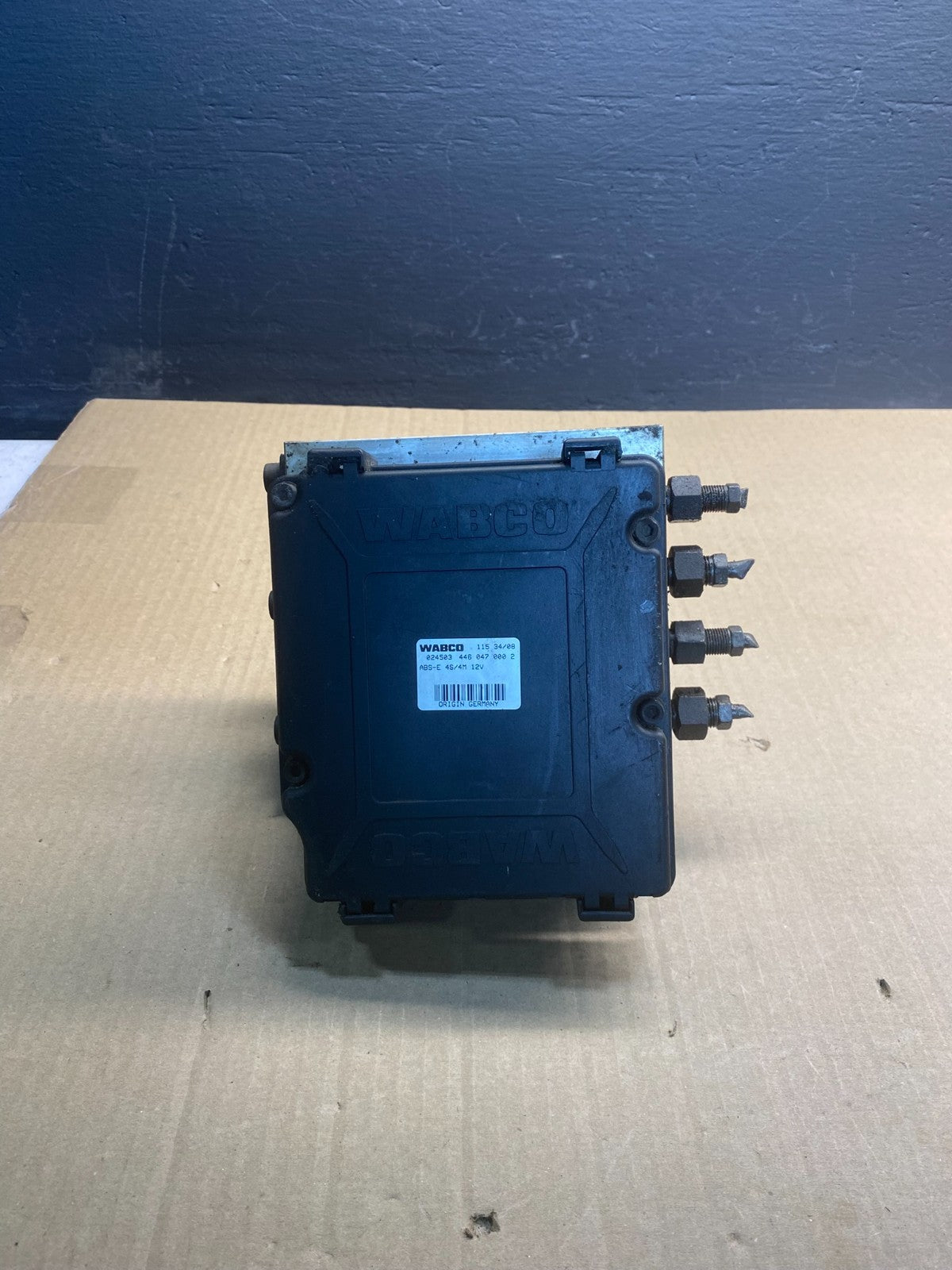 Wabco ABS Hydraulic ABS Pump With Module P/N 4784070720 AC0443 DG0