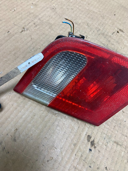 1998 - 2001 BMW 3 325i E46 Series Left Driver LH Inner Tail Light AI8151 DW4