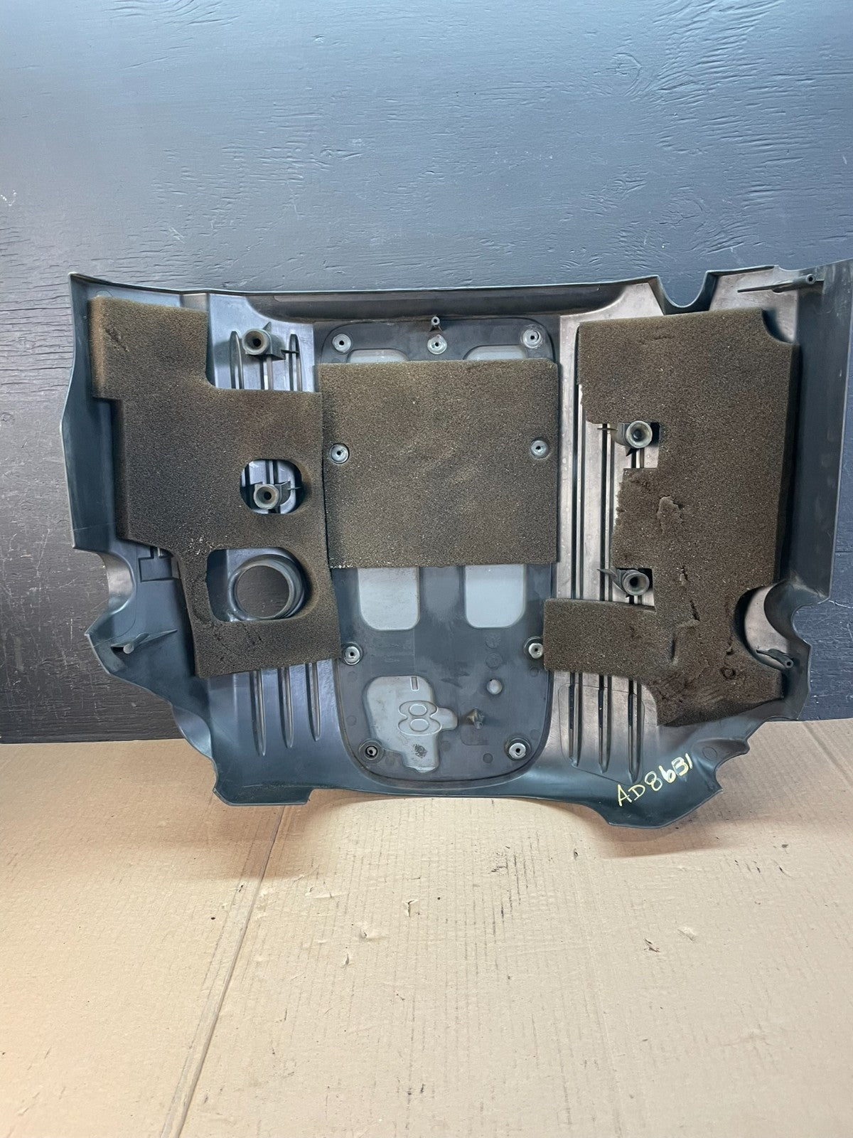 2011 to 2016 Jeep Grand Cherokee 5.7L Hemi Engine Cover Plastic Shield AD8631 DG3