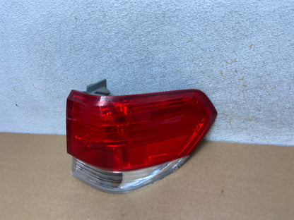 2008 2009 2010 Honda Odyssey Right Passenger Side Tail Light AI2595 LK1