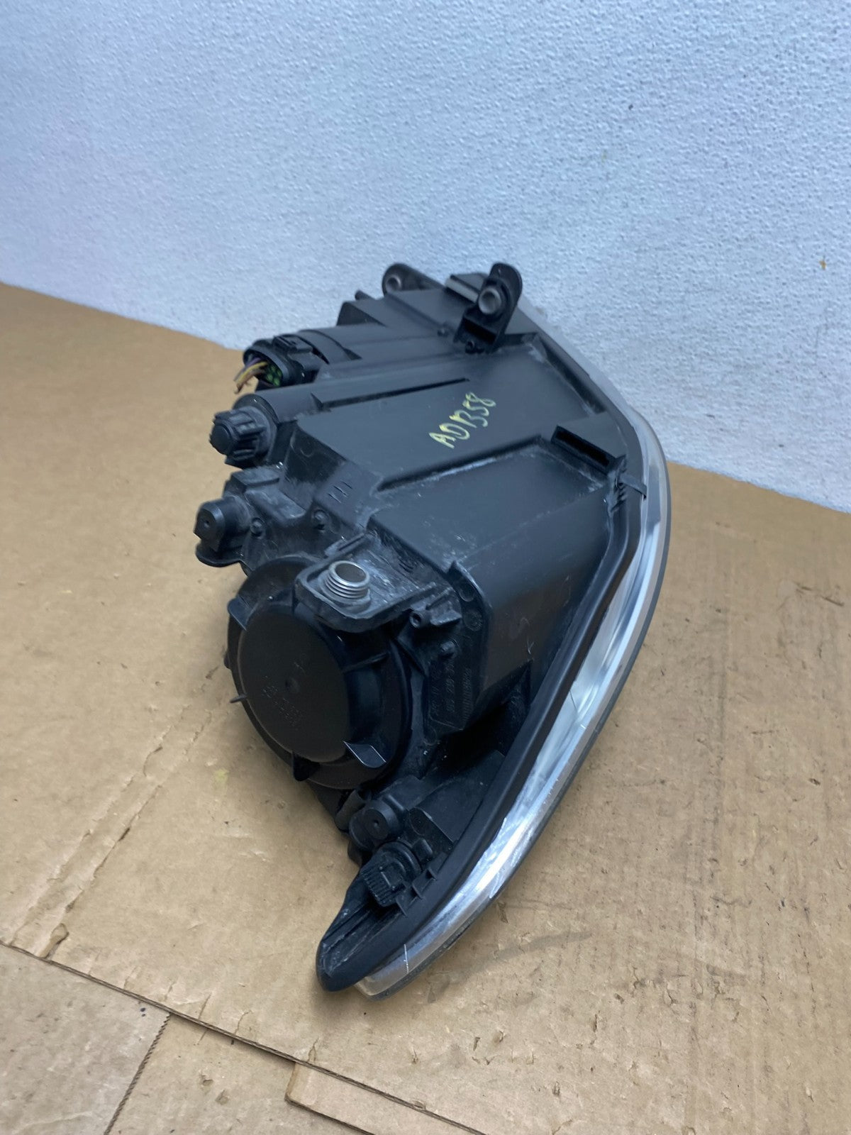 2009 - 2012 Volkswagen CC Left Driver Lh Side Headlight Halogen AD1358 DW9