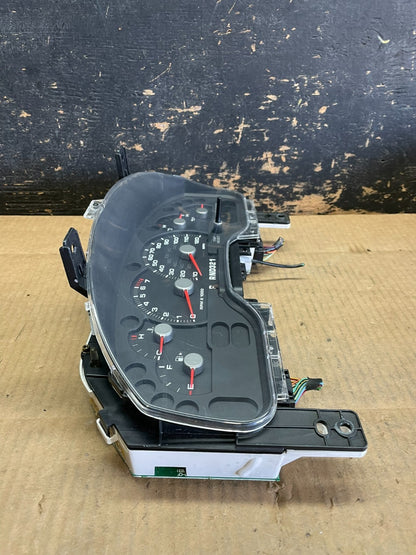 2004 2005 Ford Explorer Speedometer Cluster Gauge Oem AB2810 DG4
