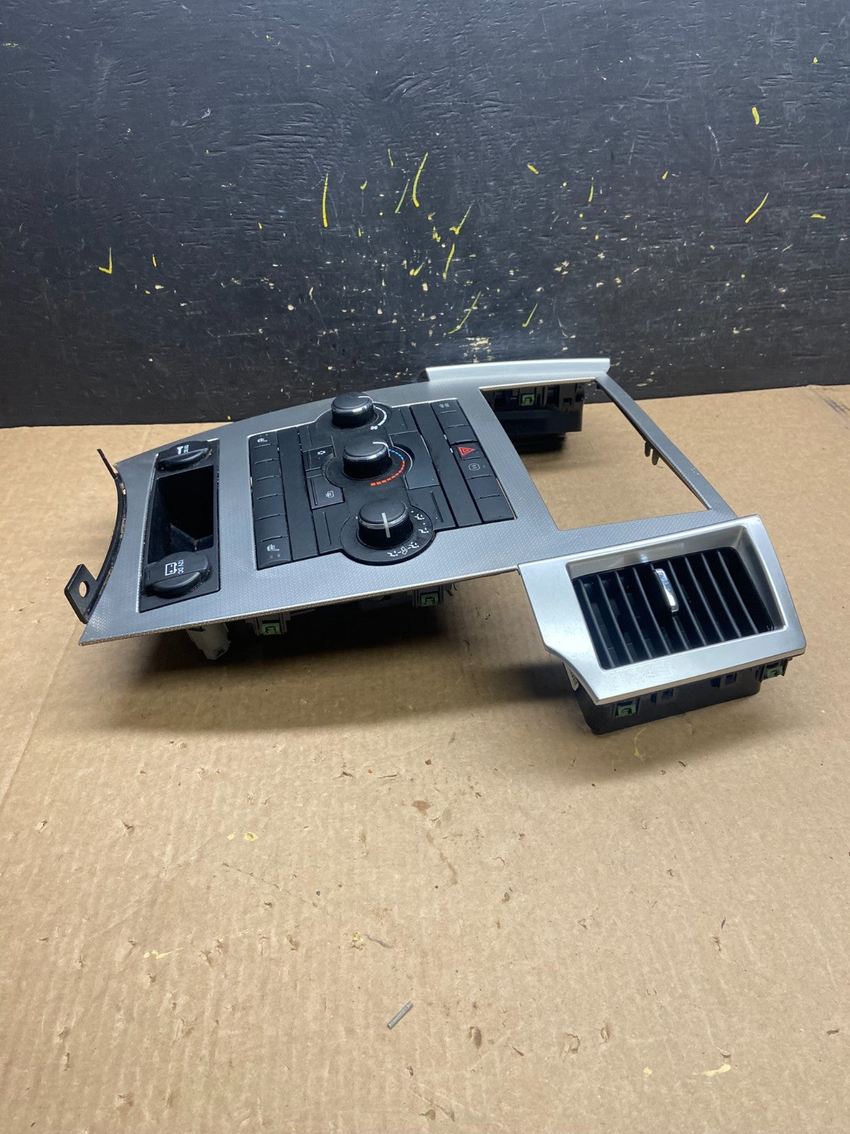 2008 2009 2010 Jeep Commander Grand Cherokee A/C Climate Control Bezel X6628 DG3