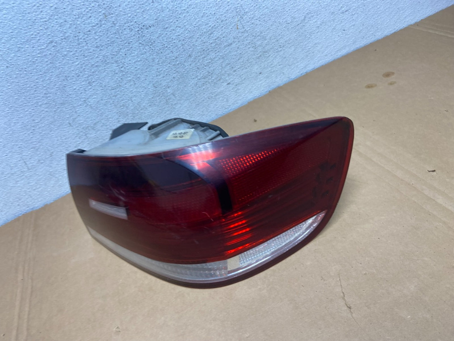2007 to 2010 BMW M3 328i 335i Coupe Right Passenger RH Tail Light AD2568 DW1