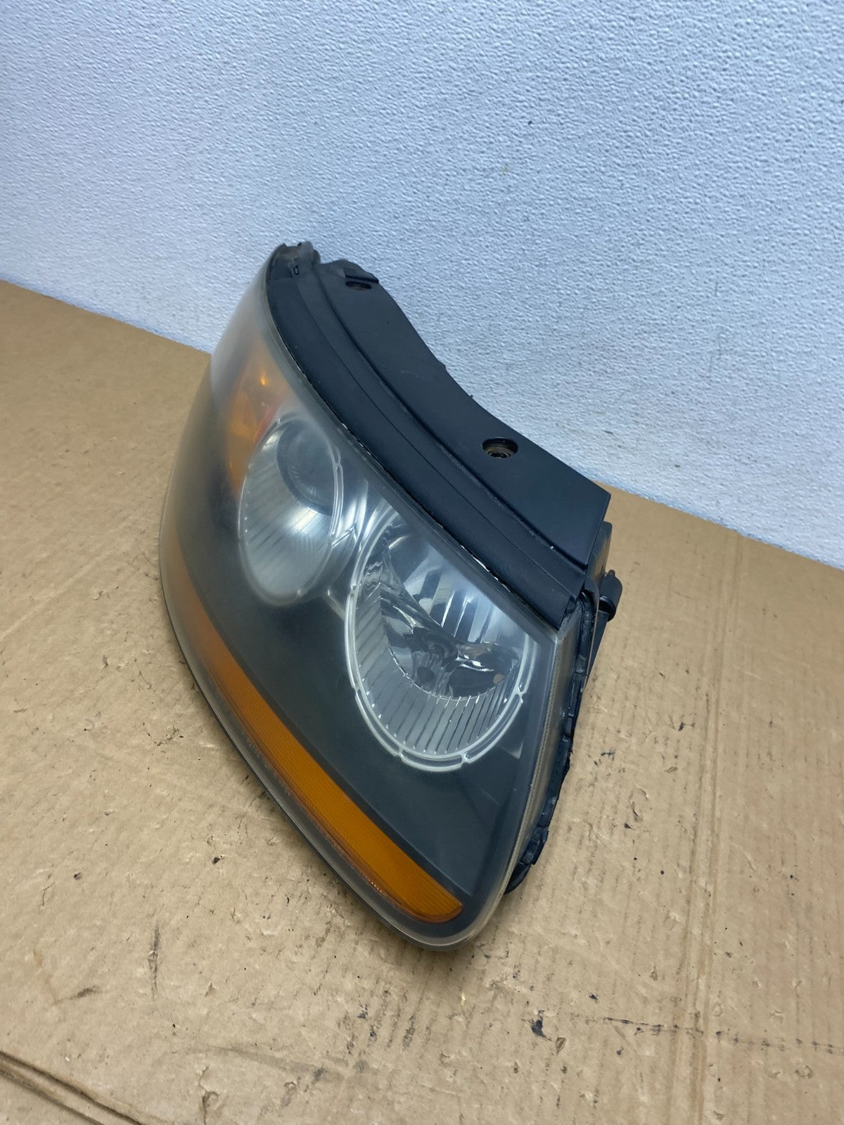 2007 2008 2009 Hyundai Santa Fe Right Passenger Halogen Headlight AC7766 DW1