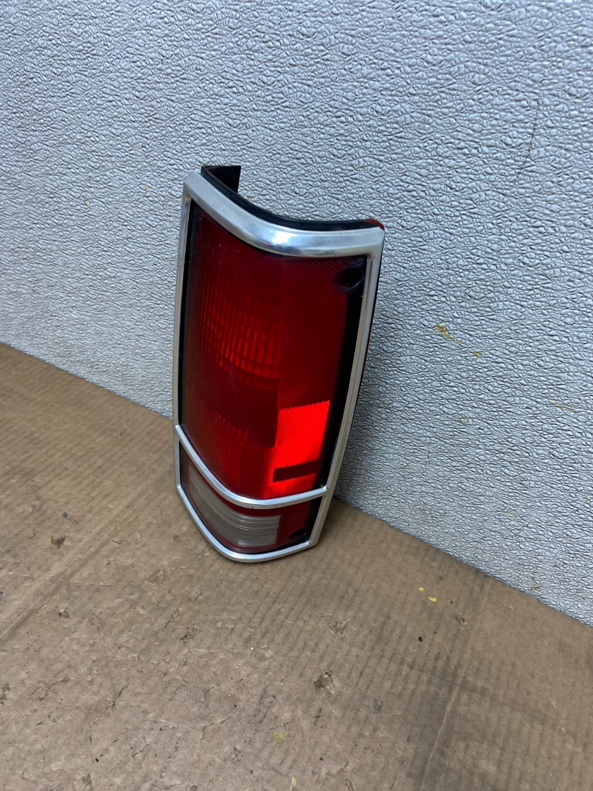 1985 to 1993 Chevrolet S10 S15 SONOMA Right Passenger Tail Light AA66031