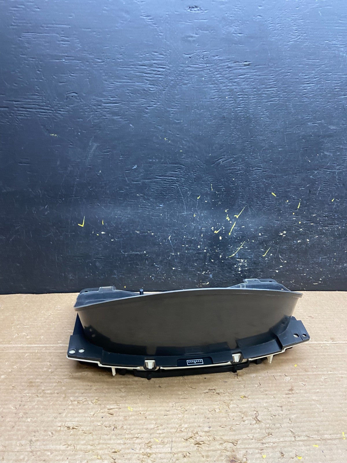 2004 to 2007 Chevrolet Express Speedometer Cluster Gauge OEM W3380 DG4