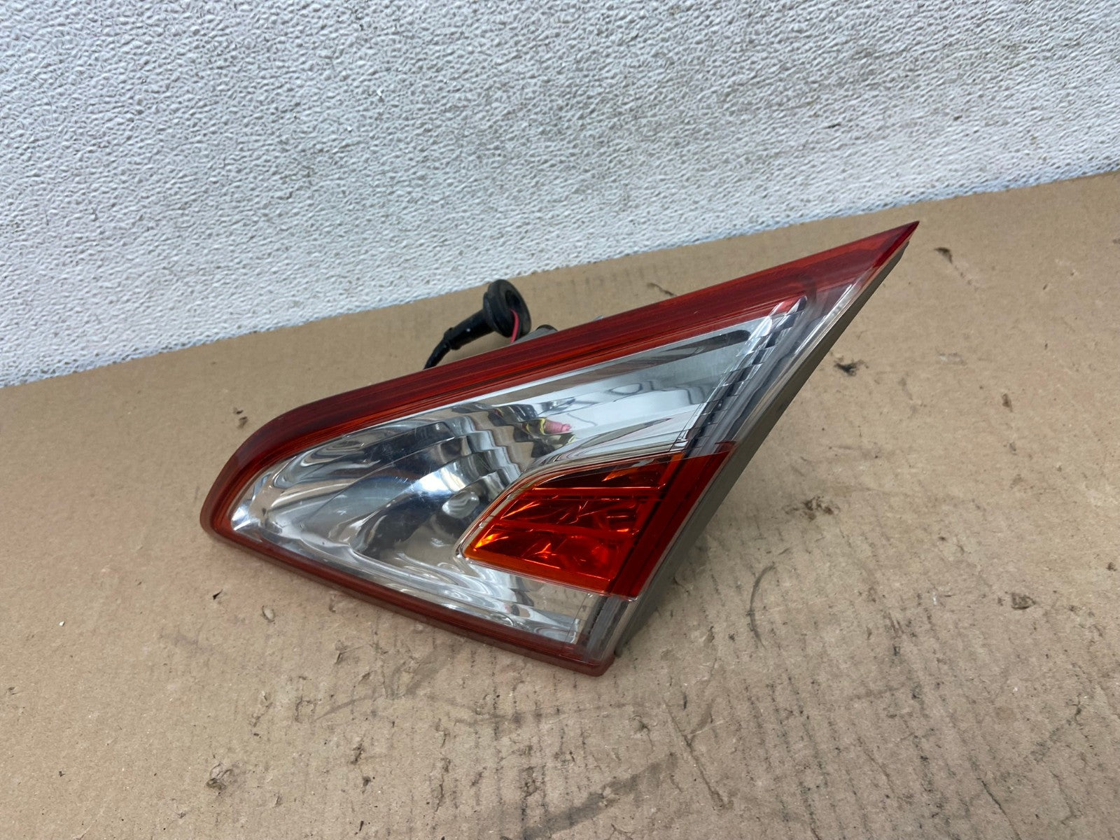 2011-2014 Nissan Murano Right Passenger RH Side Inner Tail Light AF3266 LK1