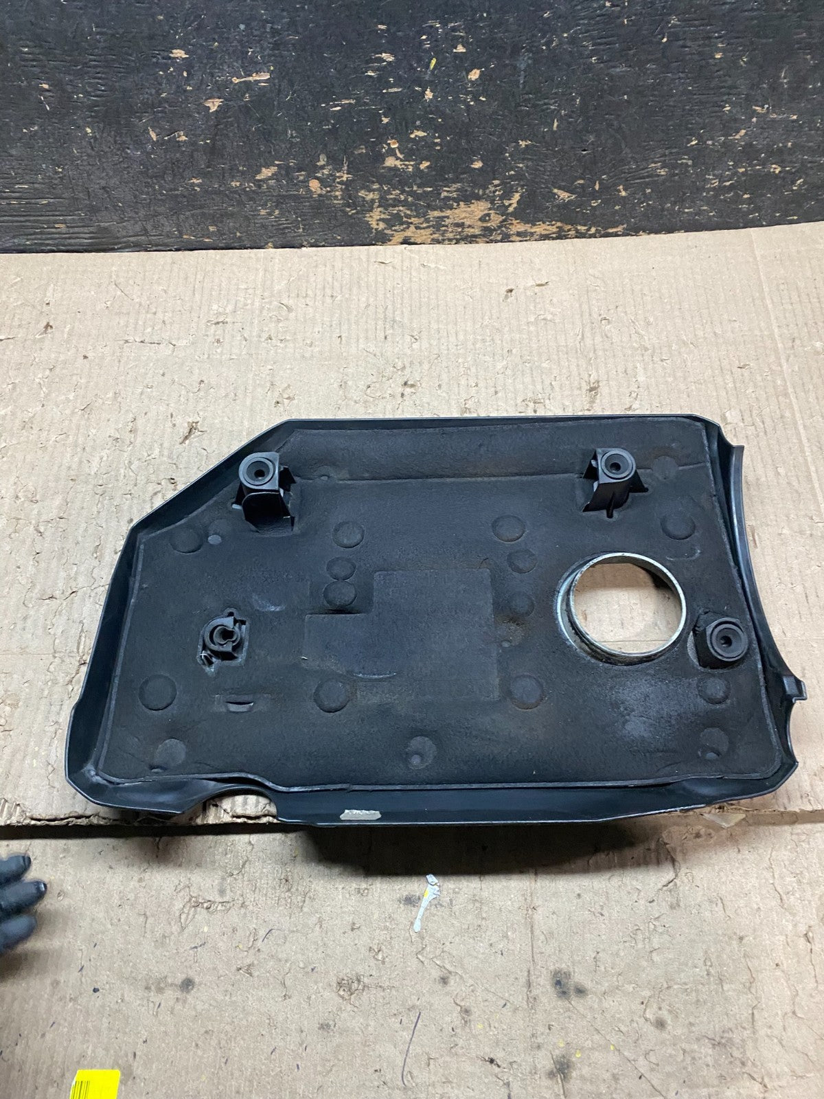 2005-2010 Volkswagen Mk5 2.0 TSI Passat Jetta Engine Cover x8200 DG5