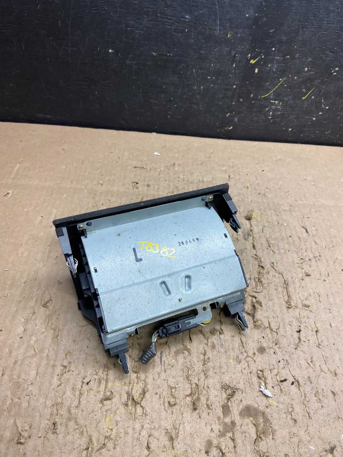 1998 to 2005 Lexus GS300 GS400 Center Console Ash Tray Storage OEM T8382 DG5