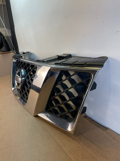 2005 2006 2007 Nissan Pathfinder Chrome Front Upper Grill Grille AG0952 DG1
