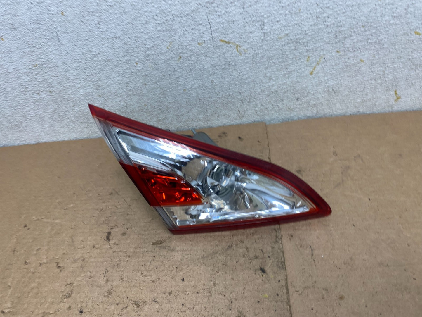 2011-2014 Nissan Murano Left Driver Lh Side Inner Tail Light Oem P6609 DW1