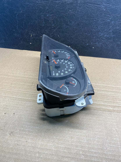 2001 to 2003 Suzuki XL-7 Speedometer Cluster Excluding AF38282