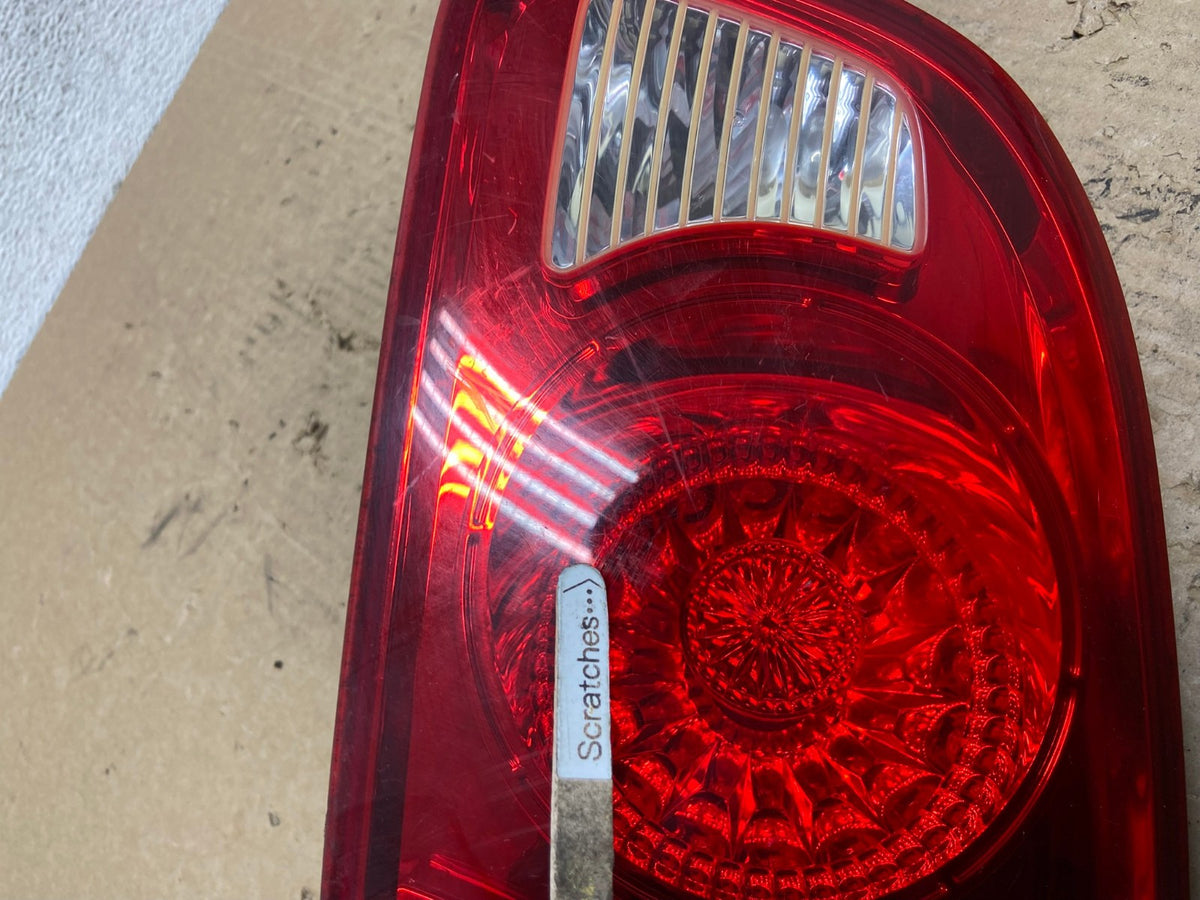 2007 2008 2009 Hyundai Santa Fe Right Passenger Tail Light Inner AF8173 LK3