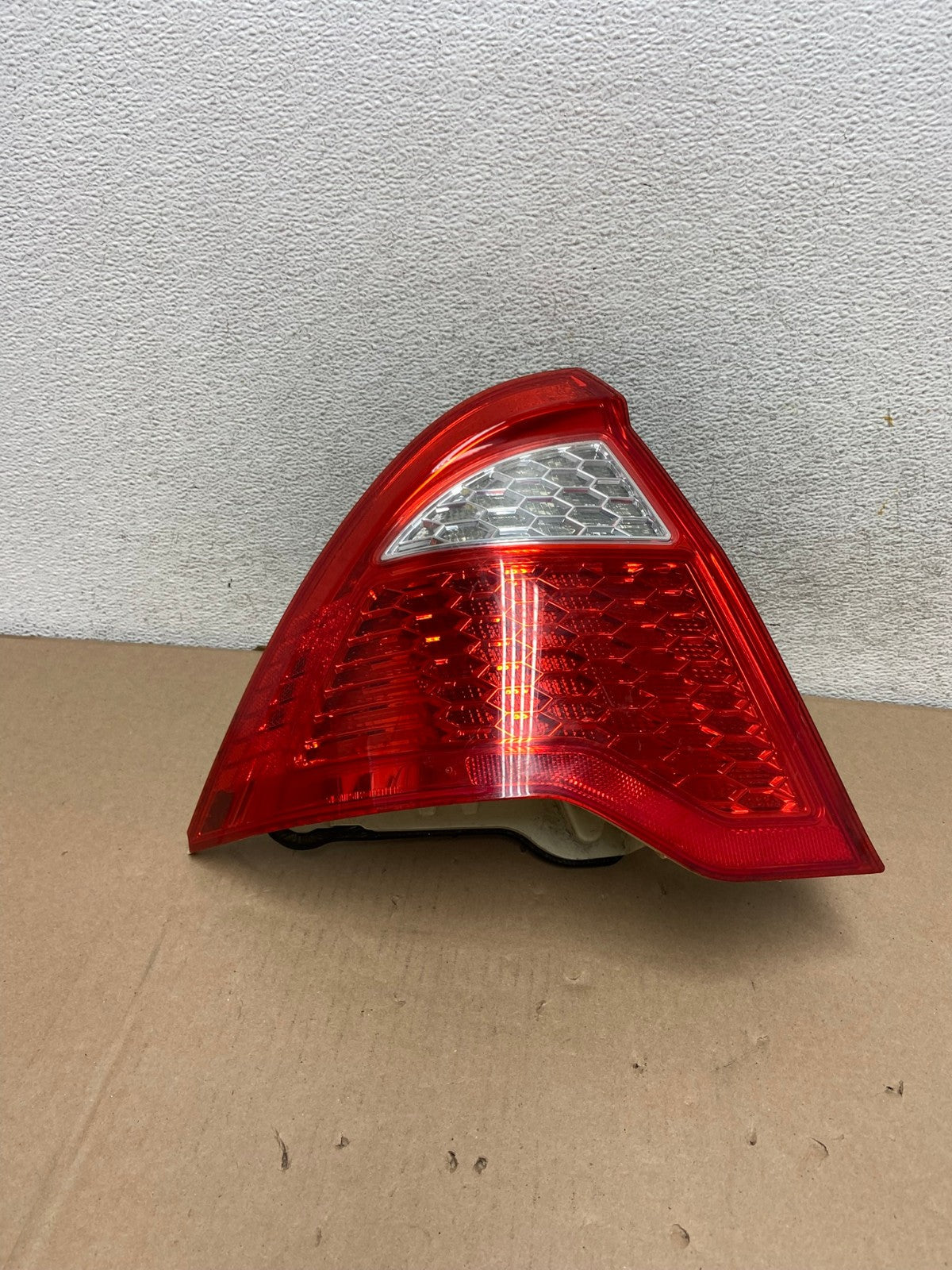 2010 2011 2012 Ford Fusion Left Driver LH Side Tail Light AG6626 LK0