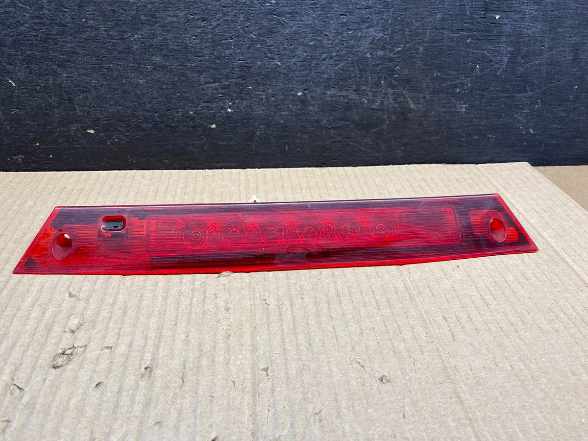2007 to 2011 Ford Edge Rear Third Brake 3rd Light Lamp ai4900 DG0
