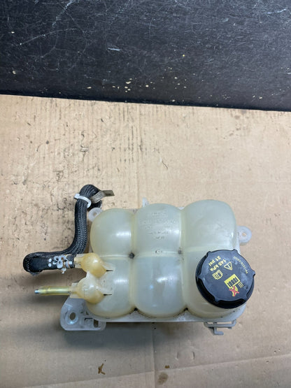 2020-2023 Ford Explorer Radiator Coolant Recovery Bootle Tank  W7079 DG4