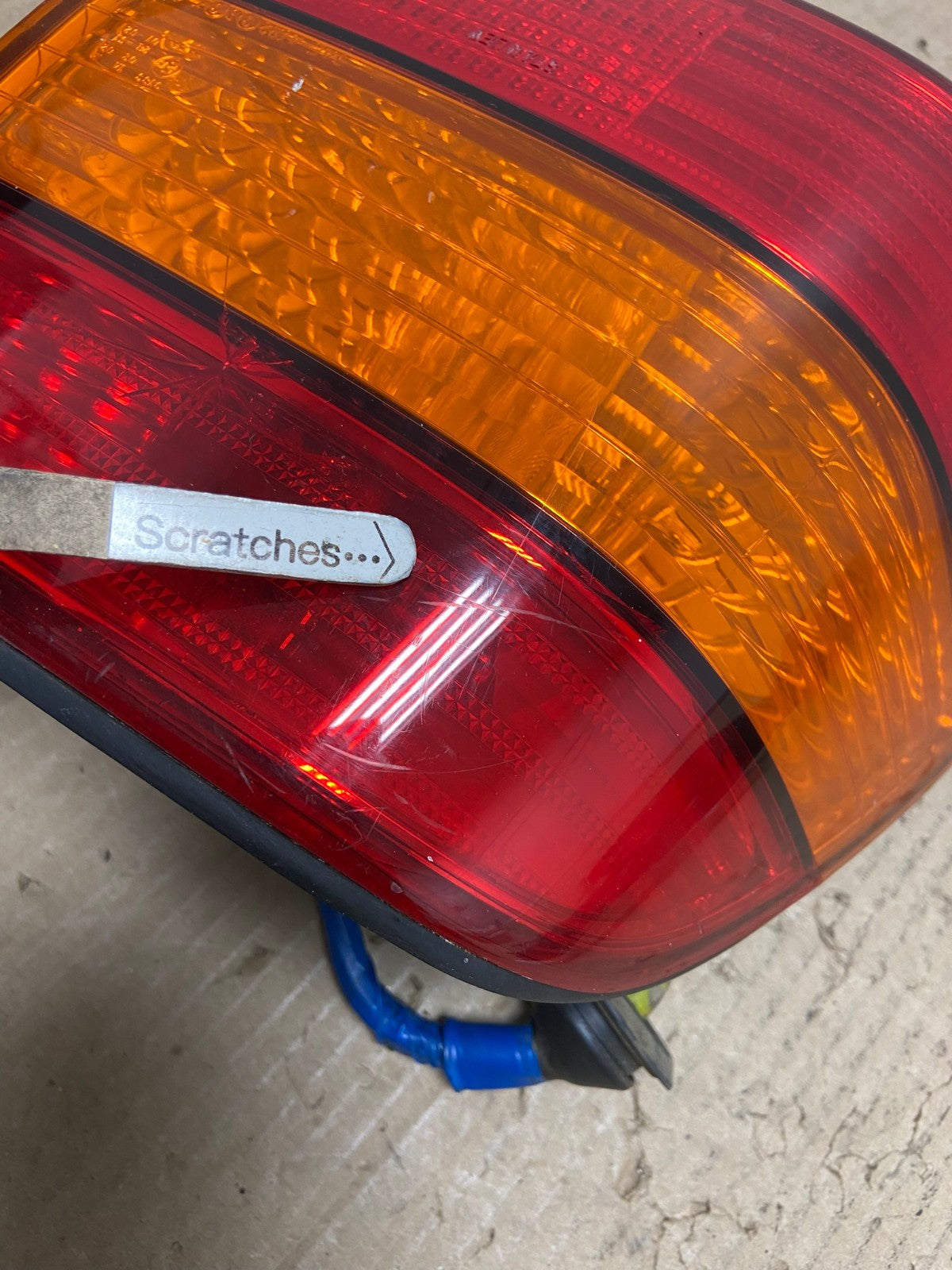 1998 1999 2000 Lexus LS400 Left Driver LH Side Tail Light AF2906 LK3