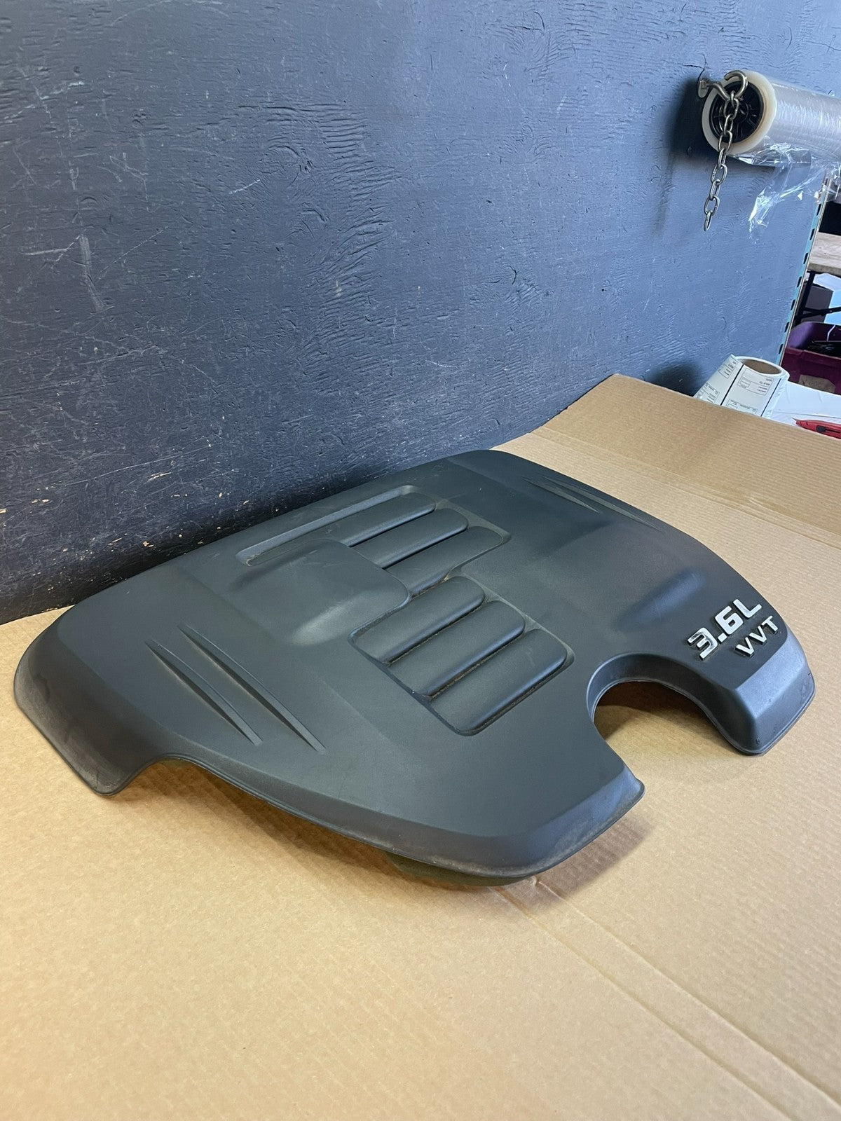 2011-2023 Chrysler 300 3.6L V6 Engine Motor Cover AF3524 DG2