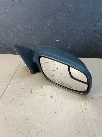 2010 to 2018 Ford Taurus Right Passenger View Door Mirror AD8682 DW2