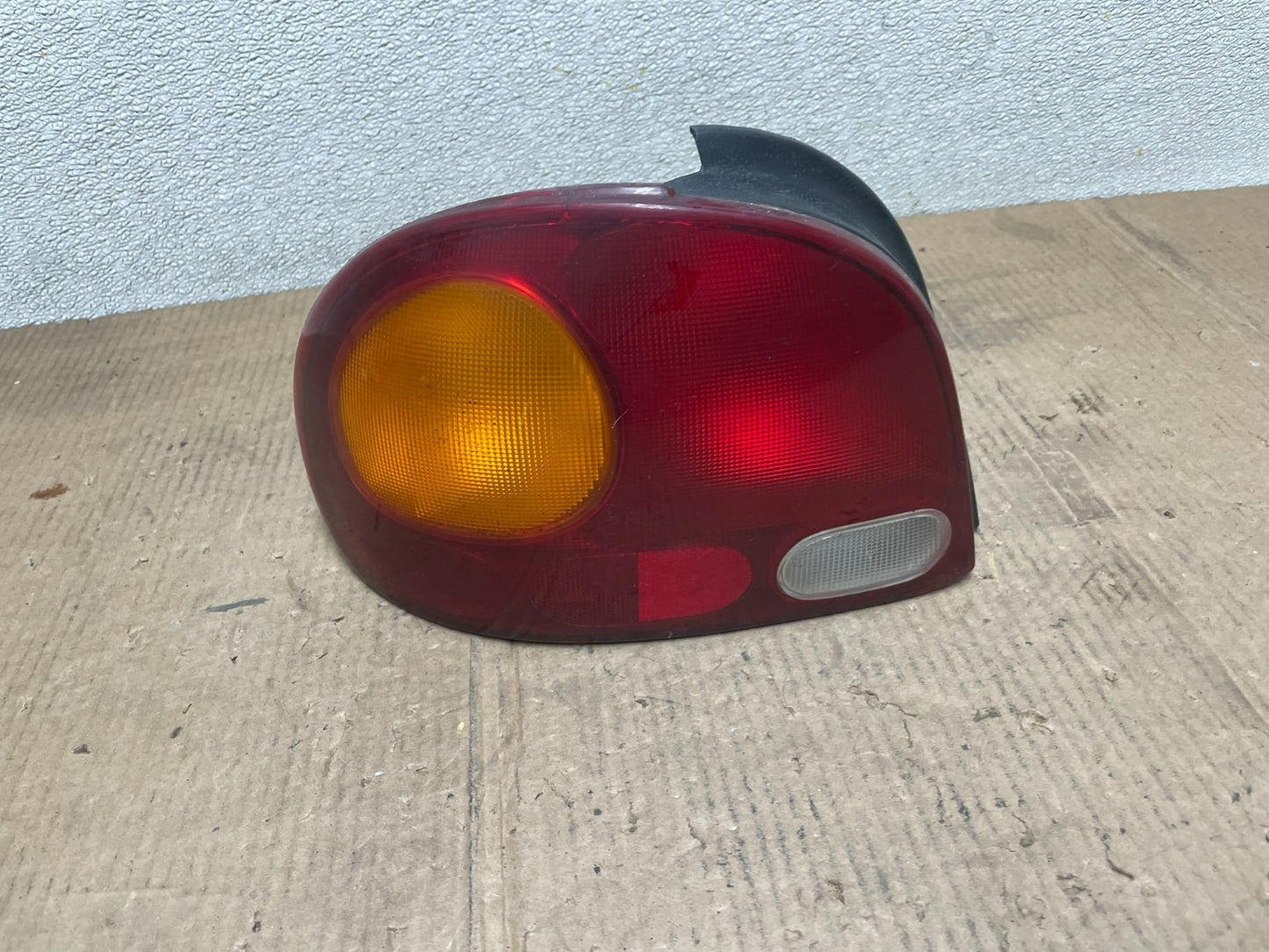 1996 to 1998 Hyundai Accent Left Driver Side Tail Light AA65630