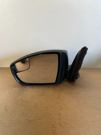 2015 to 2018 Ford Focus Left Driver View Door Turn Signal Mirror AG0671 DW6