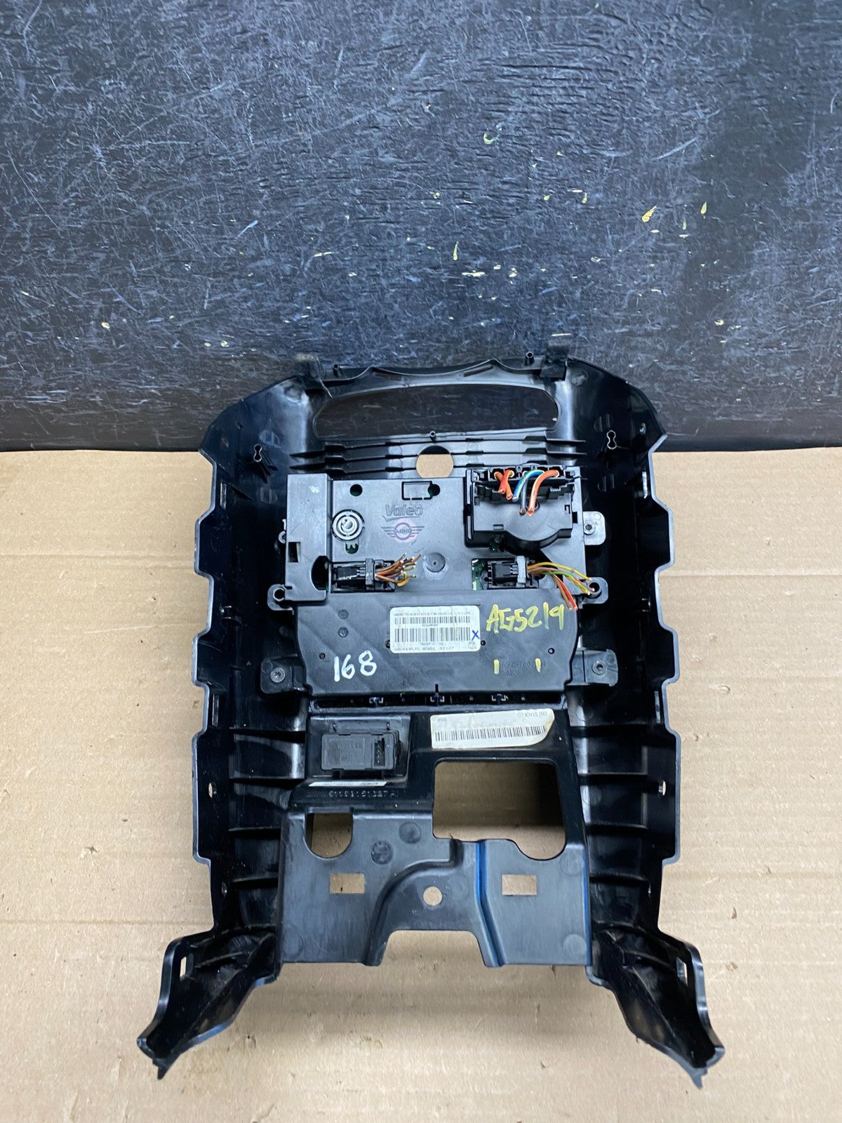 2008 to 2010 Mini Cooper Center Dash Climate Window Control AG5219 DG4