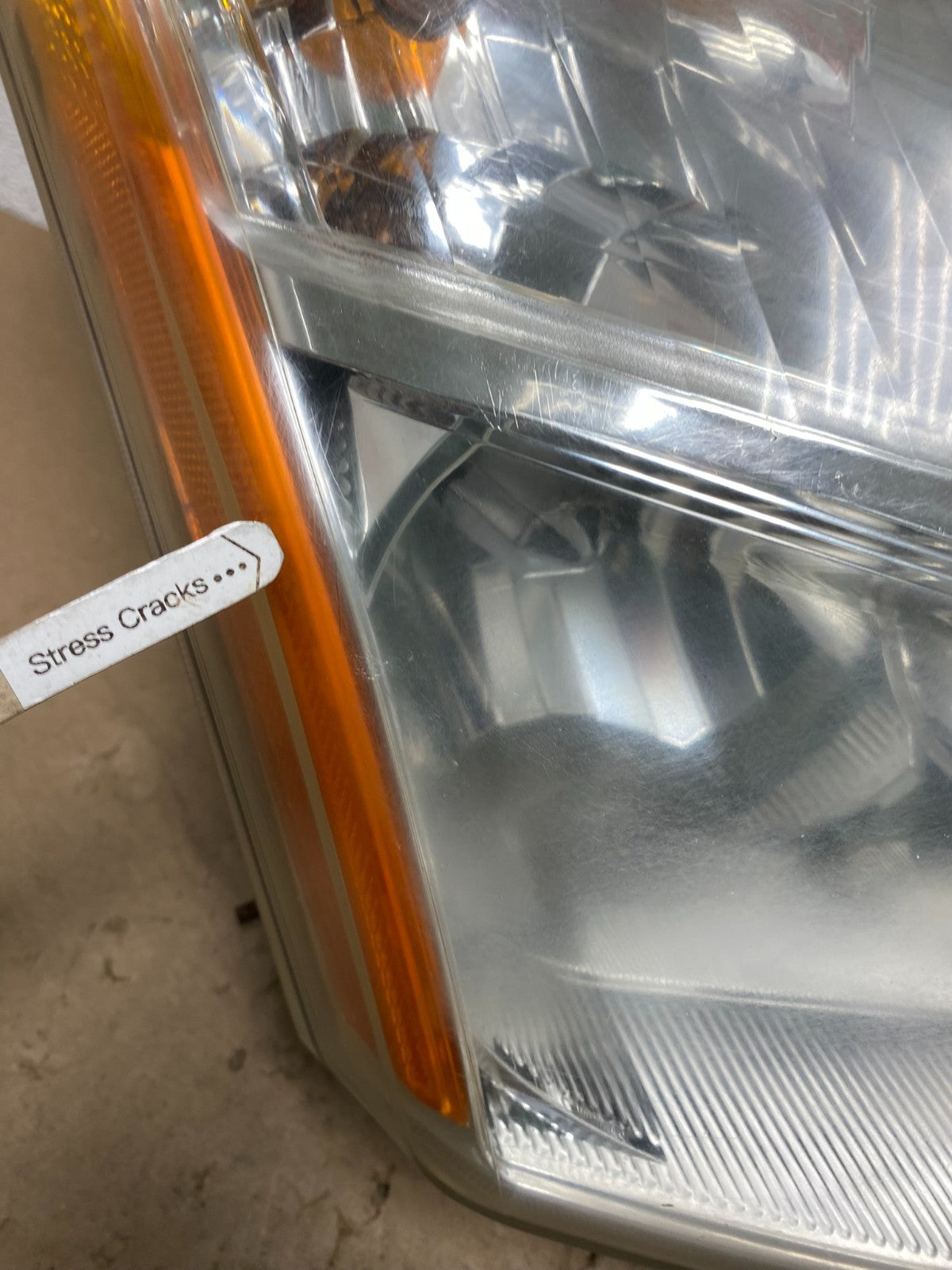 2009-2013 Nissan Rogue Right Passenger Halogen Headlight AG4417 DW3