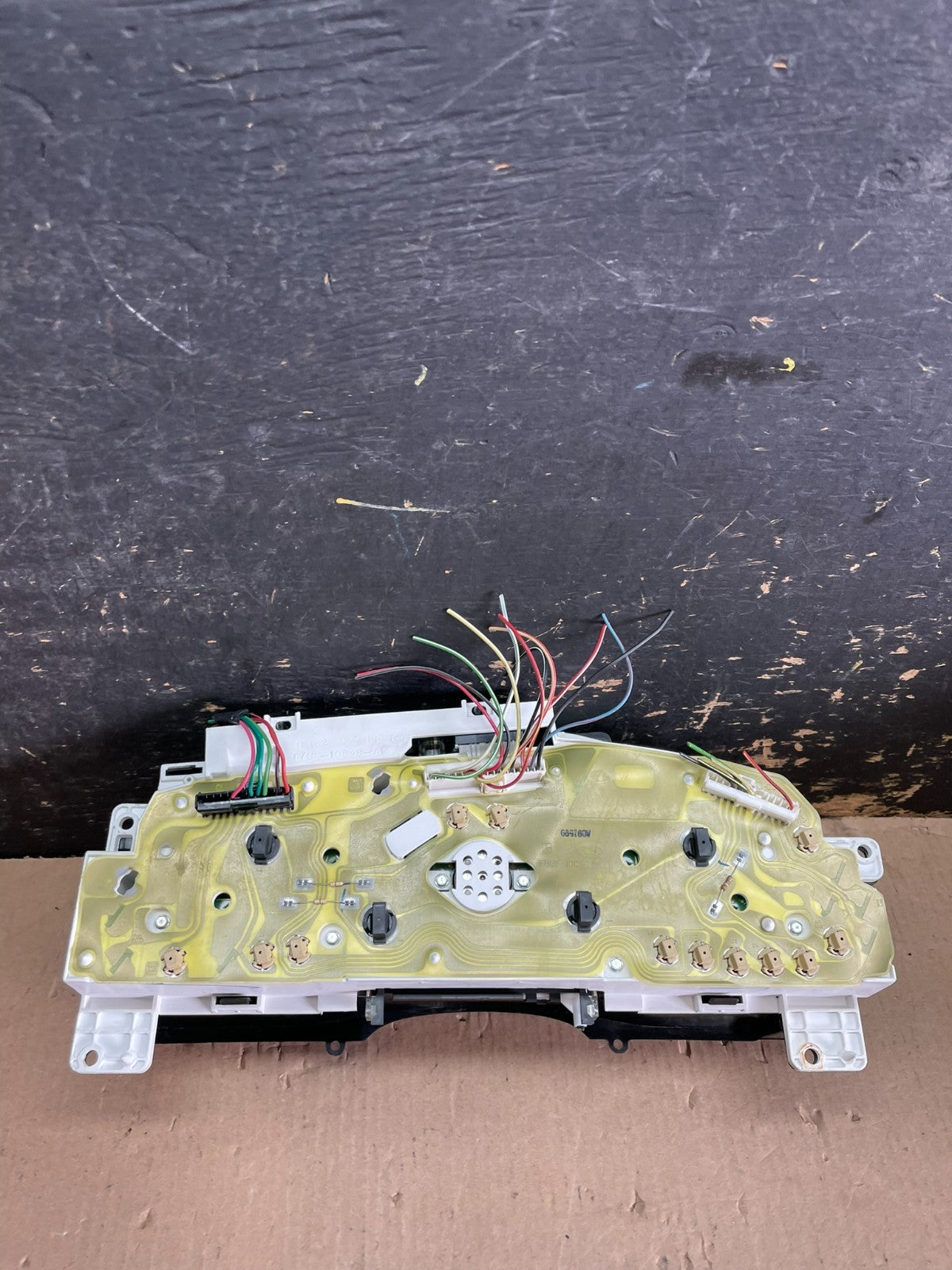 2001-2002 Ford Econoline E250 E350 Van Speedometer Instrument Cluster AA21176
