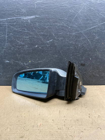 2000 - 2001 Cadillac Catera Left Driver LH Side View Door Mirror Q6066 DG8