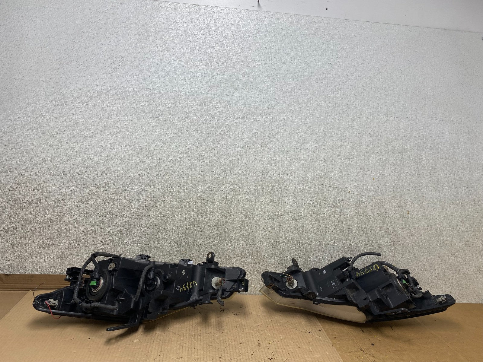 Halogen 2011 2012 2013 2014 Nissan Murano Headlights Left+Right U2734 DW8